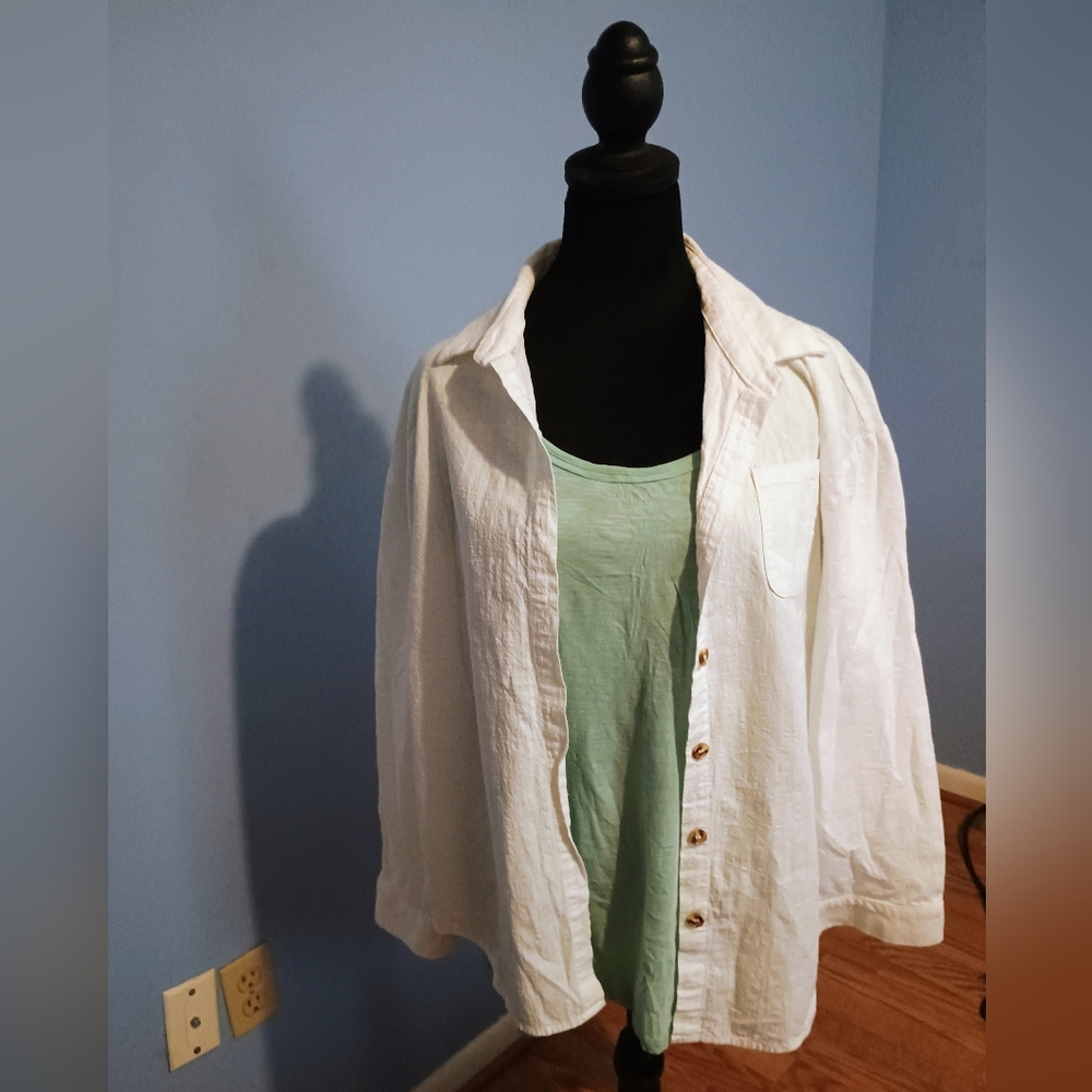 💙🤍 NWOT Womens Set 3 Tops Large Casual Spring Summer Casual Comfy - Picture 4 of 5